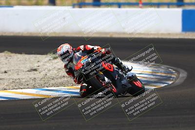media/Jun-07-2025-TrackDaz (Sat) [[4413525952]]/A Group/1pm (Turn 1)/